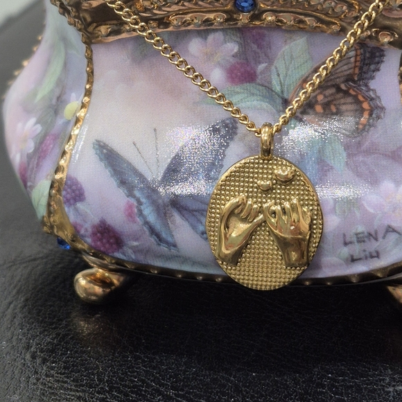 18k GP Necklace - Picture 2 of 5